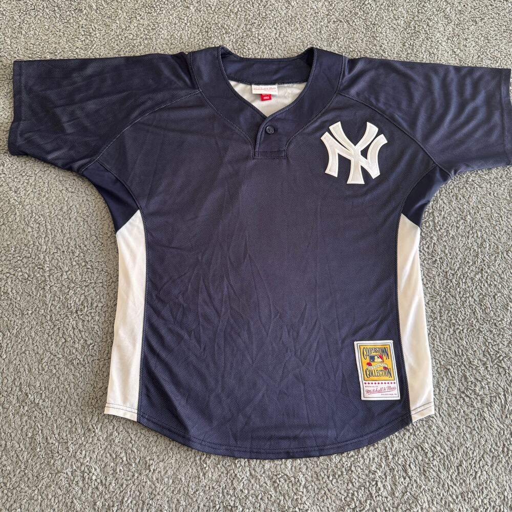 Mitchell & Ness MLB New York Yankees Derek Jeter #2 Jersey Size 40 Medium
